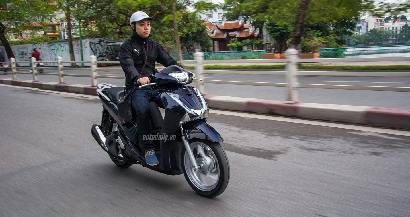 Đánh giá nhanh Honda SH 2017: Đẹp, an toàn và mạnh mẽ hơn 