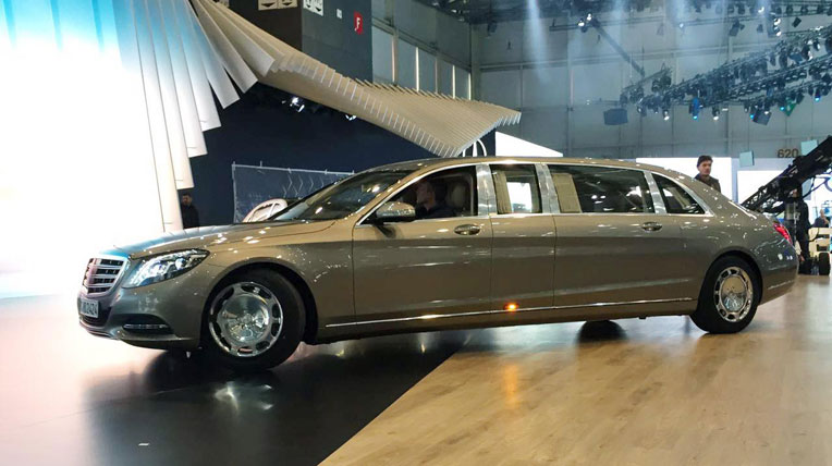 Mercedes Maybach S600 Pullman “bằng xương, bằng thịt” lộ diện 