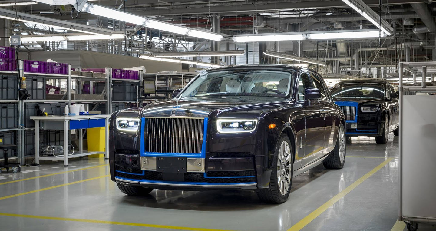 Chiếc Rolls-Royce Phantom 2018 đầu tiên chuẩn bị được đấu giá 