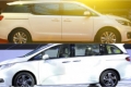 Kia Sedona và Honda Odyssey: Mở đầu cuộc đua phân khúc Minivan