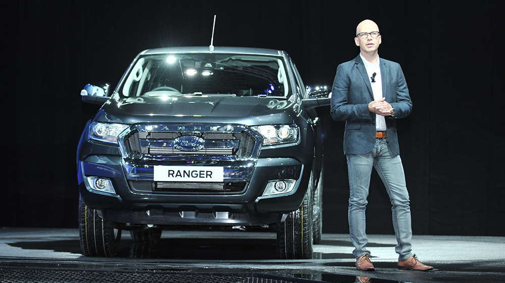 Video: Màn ra mắt ấn tượng của Ford Ranger 2015 