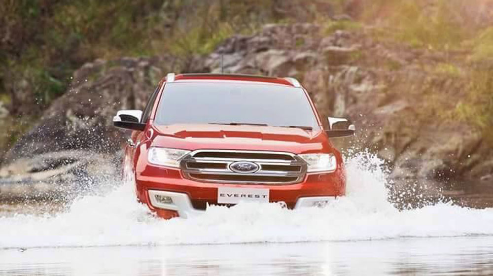 Ford Everest 2015 có giá từ 38.950 USD 