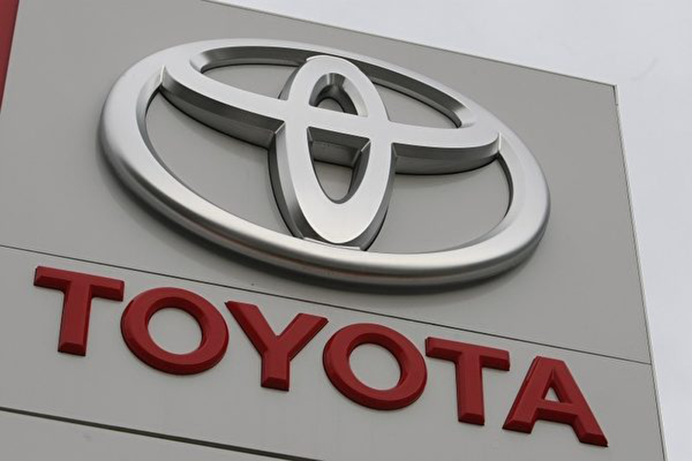 Toyota “vượt mặt” BMW và trở thành thương hiệu xe có giá trị nhất thế giới 
