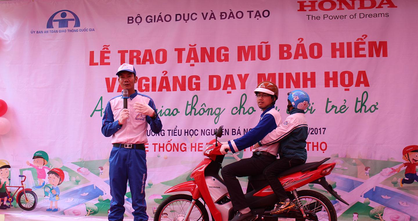 Học sinh rất cần được giáo dục về ATGT 