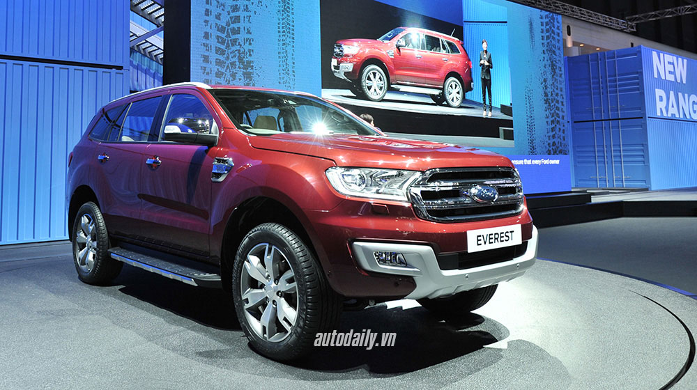 Lột xác hoàn toàn, Ford Everest 2015 gây sức ép lên các đối thủ 